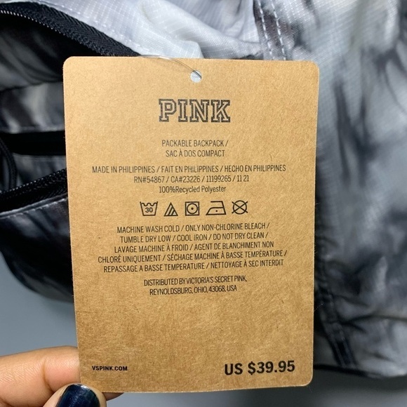Victoria’s Secret PINK Packable Backpack Belt Bag Black/Gray Abstract Tie Dye - Picture 11 of 11